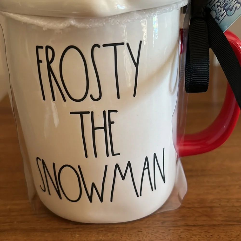 Rae DunnFrosty the snowman mug